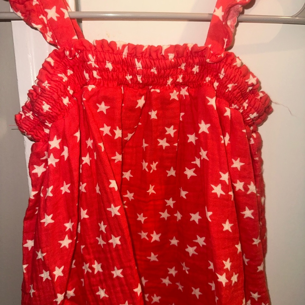 Red Star-Patterned - Picture 3 of 4